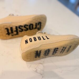 NOBULL Light Tan Athletic Trainers CrossFit men’s Sz 6/ women’s Sz 7.5 LIKE NEW!